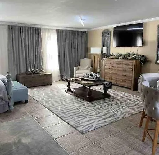 Hermosa Flor Apartment *