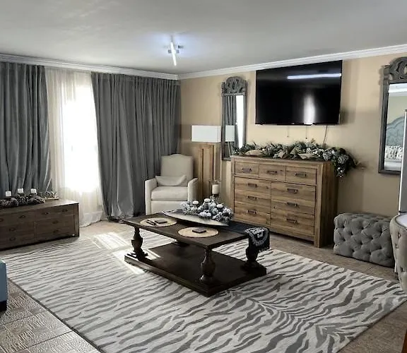 Hermosa Flor Apartment *